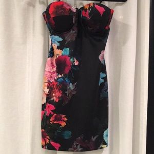 Bebe dark floral night gown